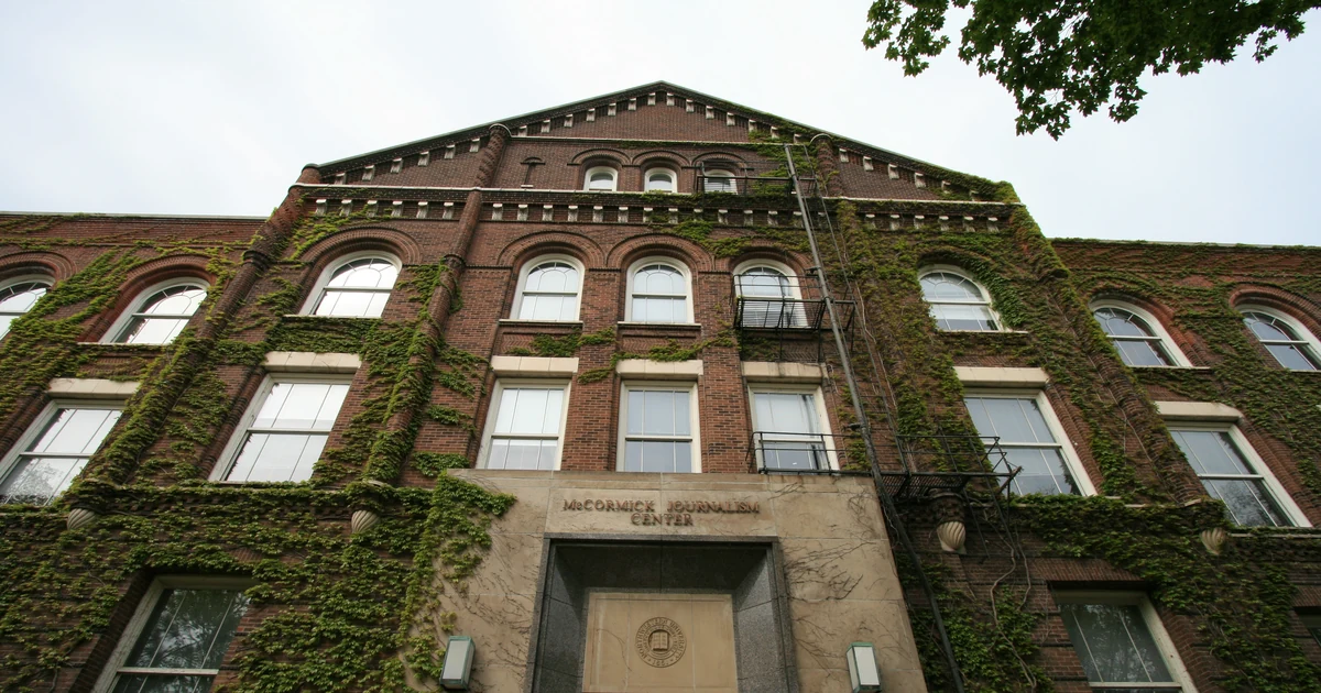LTK e Northwestern apontam programas contínuos com creators em 91% das marcas ouvidas Fachada do Fisk Hall na Northwestern University, fotografada em 10 de maio de 2008