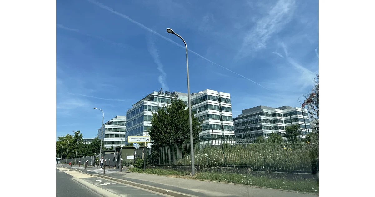 Dassault amplia receita trimestral Edifícios e identificação da Dassault Systèmes em Vélizy-Villacoublay, em junho de 2022.